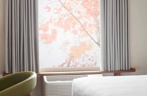 Newport Hotel | Fairfield by Marriott Inn & Suites Newport Cincinnati