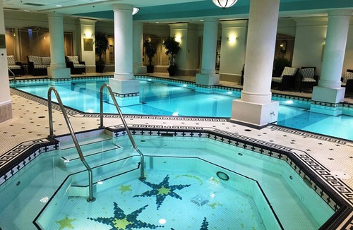 Downtown Calgary Hotel | Fairmont Palliser
