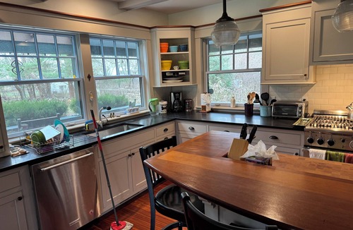 Adamsville House | Fairytale 5-bedroom Arts & Crafts bungalow in peaceful Little Compton