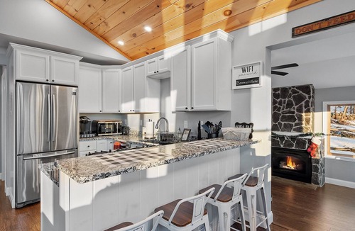 Hartford House | Fall fun in Oxford Hills