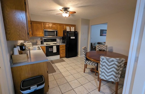 Troy Apartment | Family Friendly 2 bedroom Apartment in Troy
