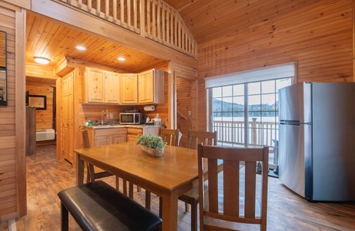 Bethlehem Cabin | Family Log Cabin Near Sauna White Mountains