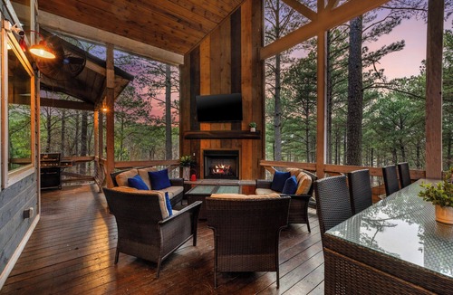 Broken Bow Cabin | Family Memories Made - The Americana