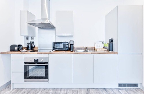 Wolverhampton Apartment | Fantastic 1 Bed Apartment in Wolverhampton