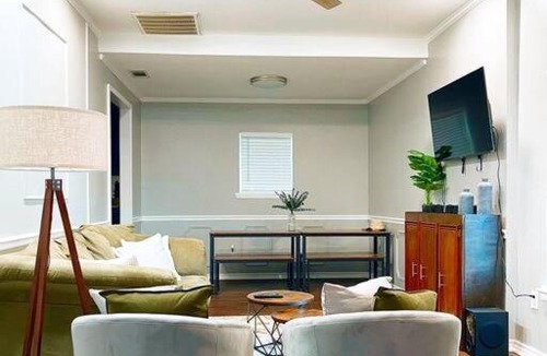 Grapeland House | Farmhouse Bungalow