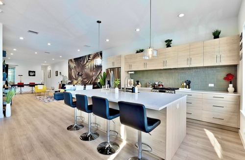 Dallas House | [FIFA] Fun Dallas Downtown House w/Games+Arcades+Gym - Sleeps 12