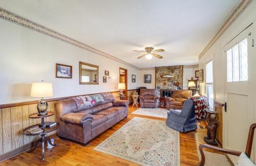 Linville Falls House | Fire Pit & Porch! Rustic Linville Falls Cottage