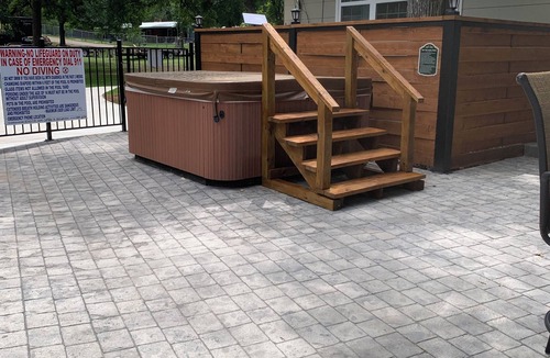 Clifton Cabin | Firefly Cabin, Lake Whitney , Pool & Hot Tub, Boat Parking Fire Pit, Grills.