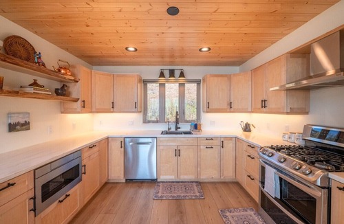 Homer House | Fireweed Chalet