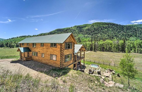 Dolores House | Fish Creek Ranch Lodge with Hot Tub and Game Room