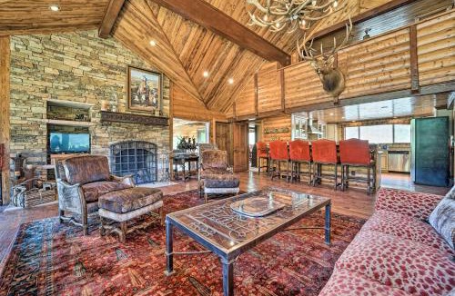 Dolores House | Fish Creek Ranch Lodge with Hot Tub and Game Room