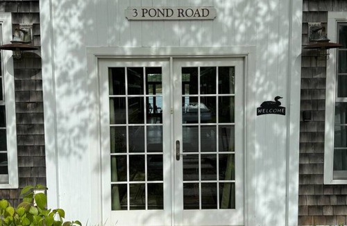 Newcastle Apartment | Floating on Damariscotta Lake