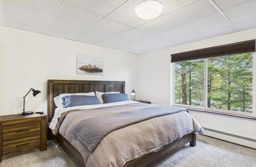 West Juneau Apartment | Forest-View 1BR w Hot Tub Near Downtown Juneau