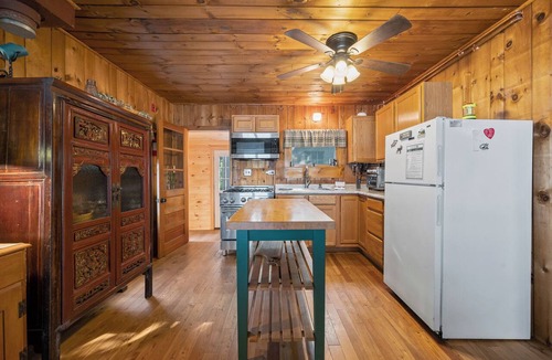Rangeley Plantation House | Four Loons | Waterfront | Pet Friendly