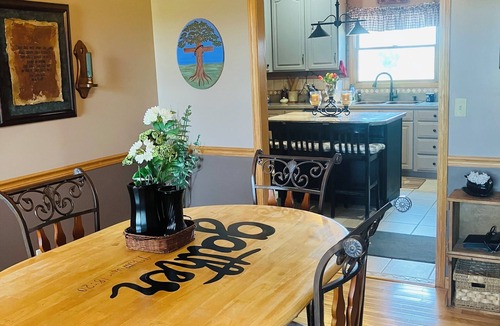 Lexington Other | Fox Haven Sleeps 10 Mid-Ohio Raceway, OSR, Snow Trails Ski Resort, BibleWalk…