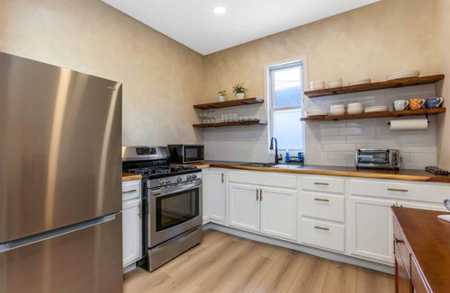 Franklin Park House | Franklin Park Gem - Historic meets Modern w/Space for the Whole Crew - 4BR, 2BA