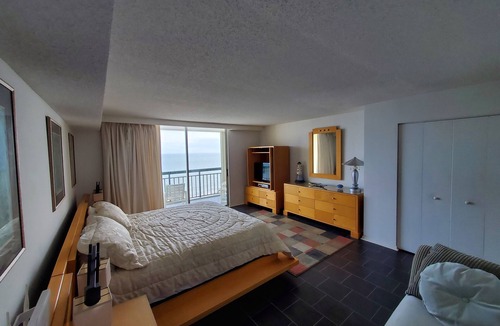 Arcadian Shores Condo | Free Myrtle Waves Waterpark Tickets! Direct Oceanfront - Lg. Corner Penthouse!