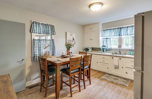 Cushing House | Friendly Cushing Home w/Dock & Fire Pit