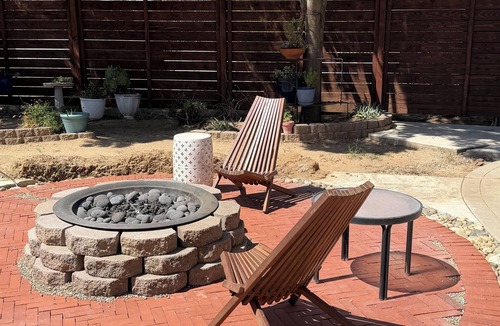 Madera House | Full 3-Bdrm home, EV charger & space to park anything.