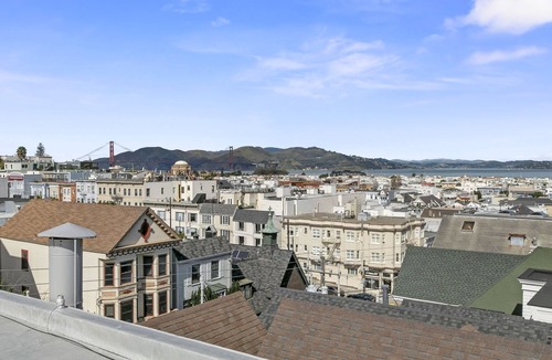 Cow Hollow Apartment | Garden Apartment in Cow Hollow/Marina District with rooftop deck!