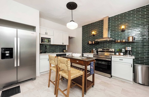 German Village House | German Charm Suites