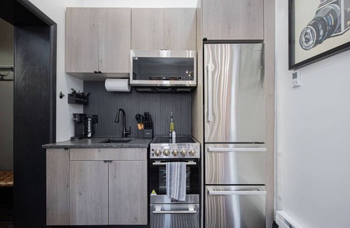 Downtown Columbus House | German Village Grand Retreat