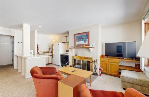 West Dover Apartment | Glen Run 2S
