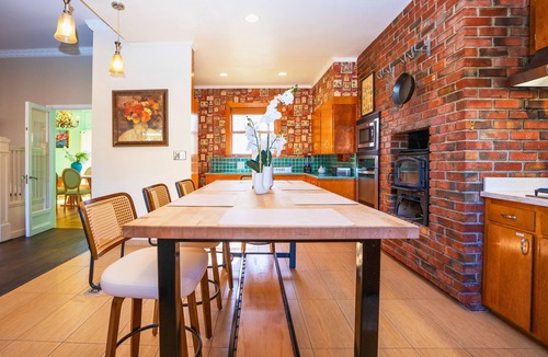East Foothills Villa | Golden-Era Lux Estate 8BR Villa & Garden Suite
