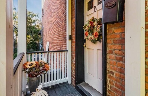 Italian Village Apartment | Gorgeous 1BR-Heart of Short North
