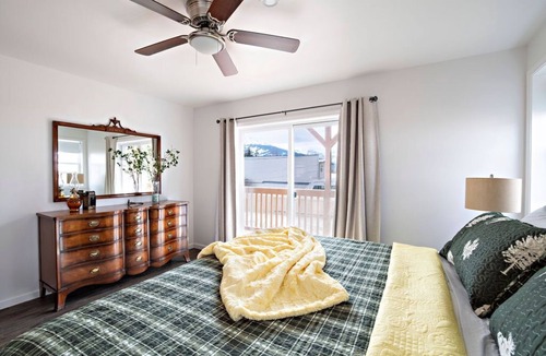 Haines Condo | Gorgeous Chilkat Tower #1, 2BR Condo, downtown