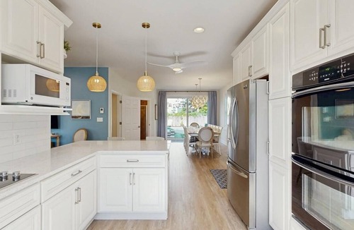 Country Club Estates House | Gorgeous home with private pool - dog-friendly - only three blocks to the beach