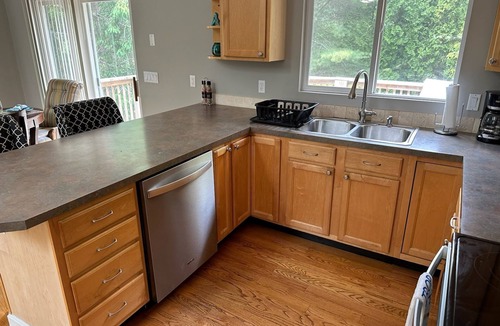 West Kingston House | Great Home in South County, Close to Narraganstt and Newport &.08 miles from URI