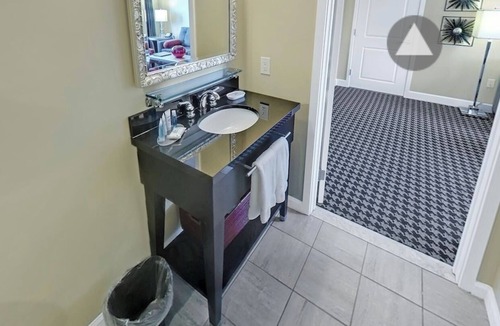 Theater District Resort | Great location for super bowl! near Union Square and Wharf !