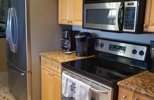 Fort Myers House | Great location, very safe, stores and restaurants nearby, pool, and fishing.