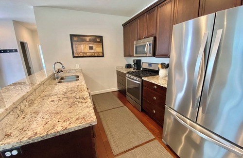 Grogan's Mill House | Great Woodlands location yet quiet, gated, well maintained, 3 br home