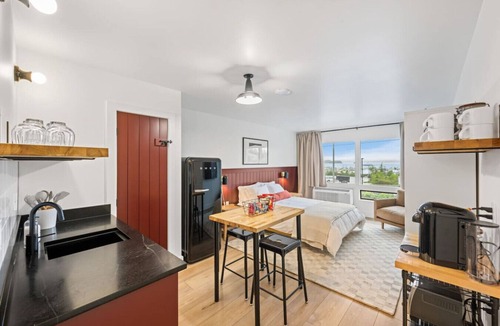 Juneau Apartment | Harbor Hub Retreat | Walk to Tours & Dining