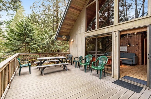 Burley House | Hartstene Pointe Haven