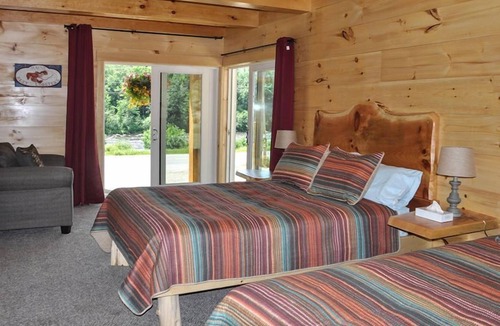 The Forks Cabin | Hawks Nest Lodge And Restaurant
