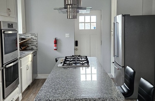 Tower Grove East Bed & Breakfast | Hidden Gem Bed & Breakfast - Your Personal Hotel for 4 Guest