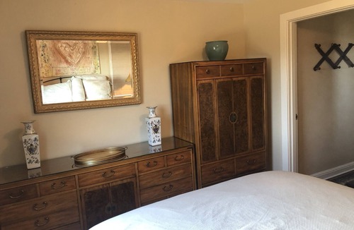 Almonte House | Hillside Cottage , Views of SF bay , 10 mins. to San Francisco , Muir woods!