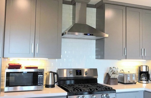 Daly City House | Hilltop Beauty with Breathtaking San Francisco View