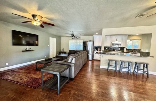 Diamond Springs House | 🏔️ Hilltop Paradise with Pool & Hot Tub | 4BR Near Apple Hill