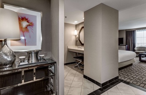 Easton Hotel | Hilton Columbus at Easton