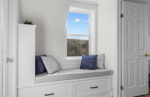 Holyrood House | Historic 3BR W/Modern Comforts In Holyrood