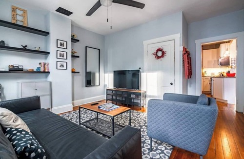 German Village Cottage | Historic Comfy German Village Haus sleeps6/petsOK
