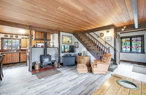 Downtown Cannon Beach House | Historic Haystack Cabin