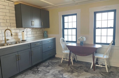 Vinalhaven House | Historic Lighthouse Escape in Maine - Panoramic Ocean Views