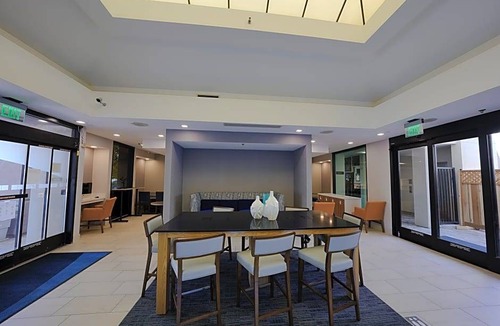 Santa Clara Hotel | Holiday Inn Express Hotel &Suites Santa Clara-Silicon Valley, an IHG Hotel