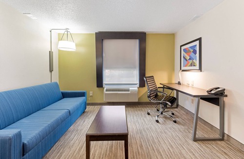Brewery District Hotel | Holiday Inn Express Columbus Downtown by IHG