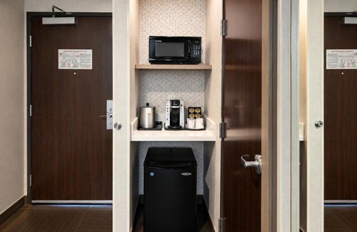 Mountain View Hotel | Holiday Inn Express Mountain View South Palo Alto by IHG